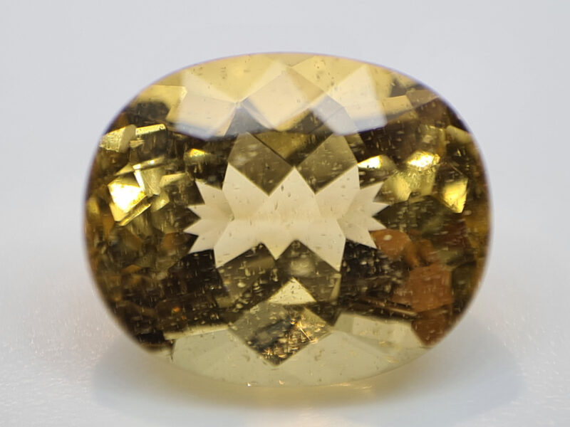 Yteim Gemmes : heliodore 2,80 carats