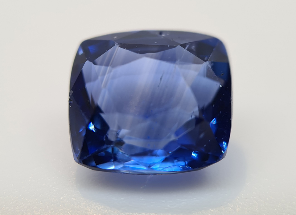 Yteim Gemmes : Saphir 1,54 carat