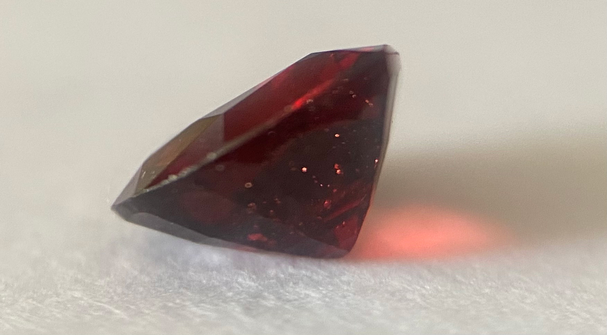 Yteim Gemmes : Spinelle 1,30 carats