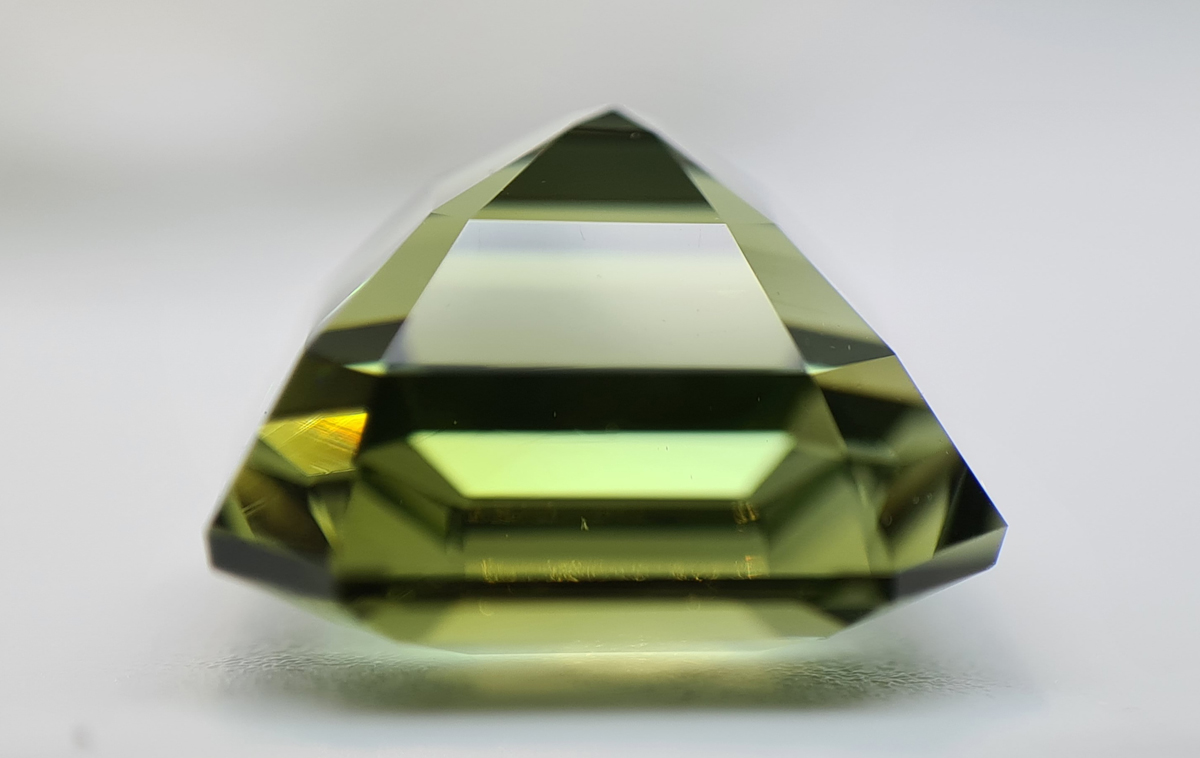 Yteim Gemmes : tourmaline 8,47 carats